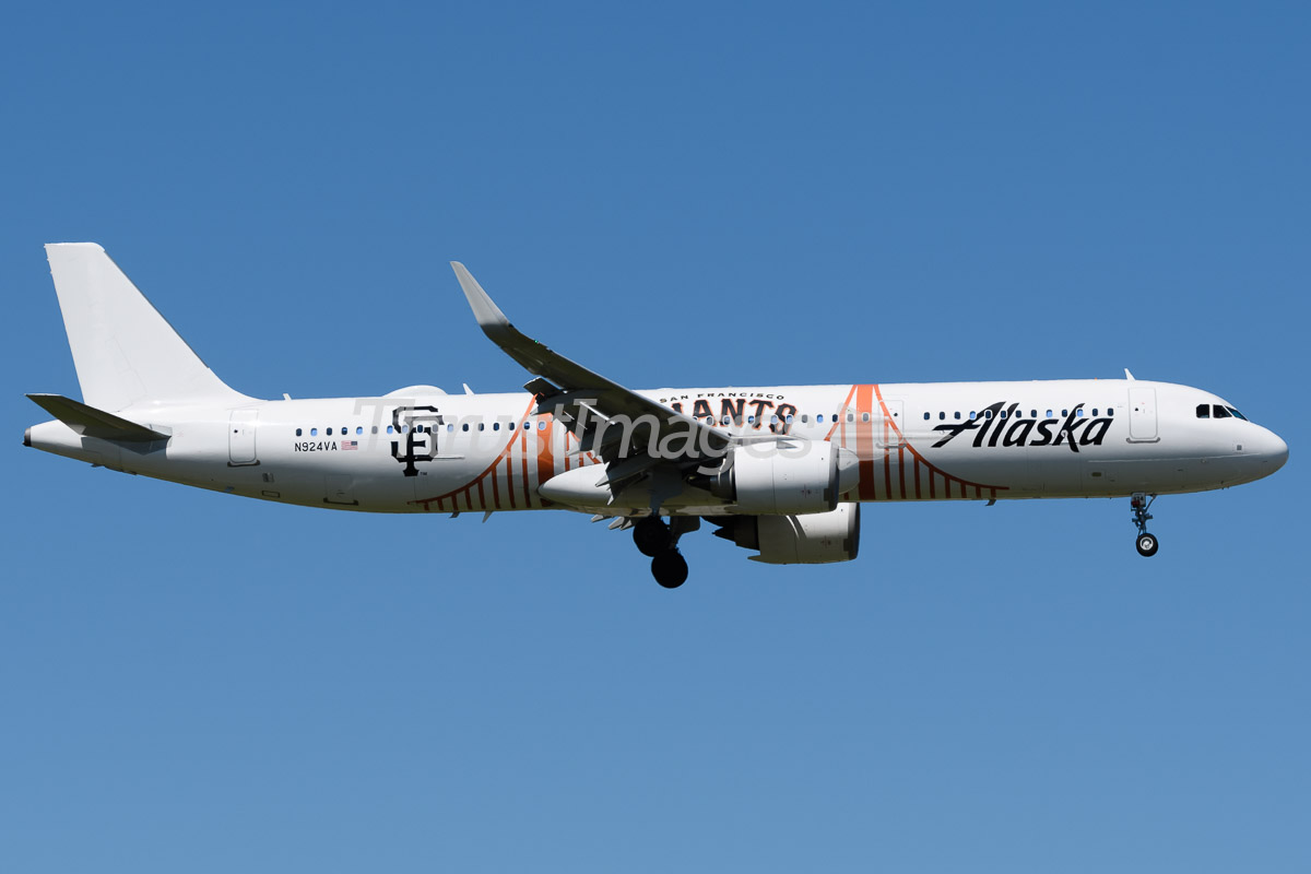 Alaska Air Airbus A321 N924VA
